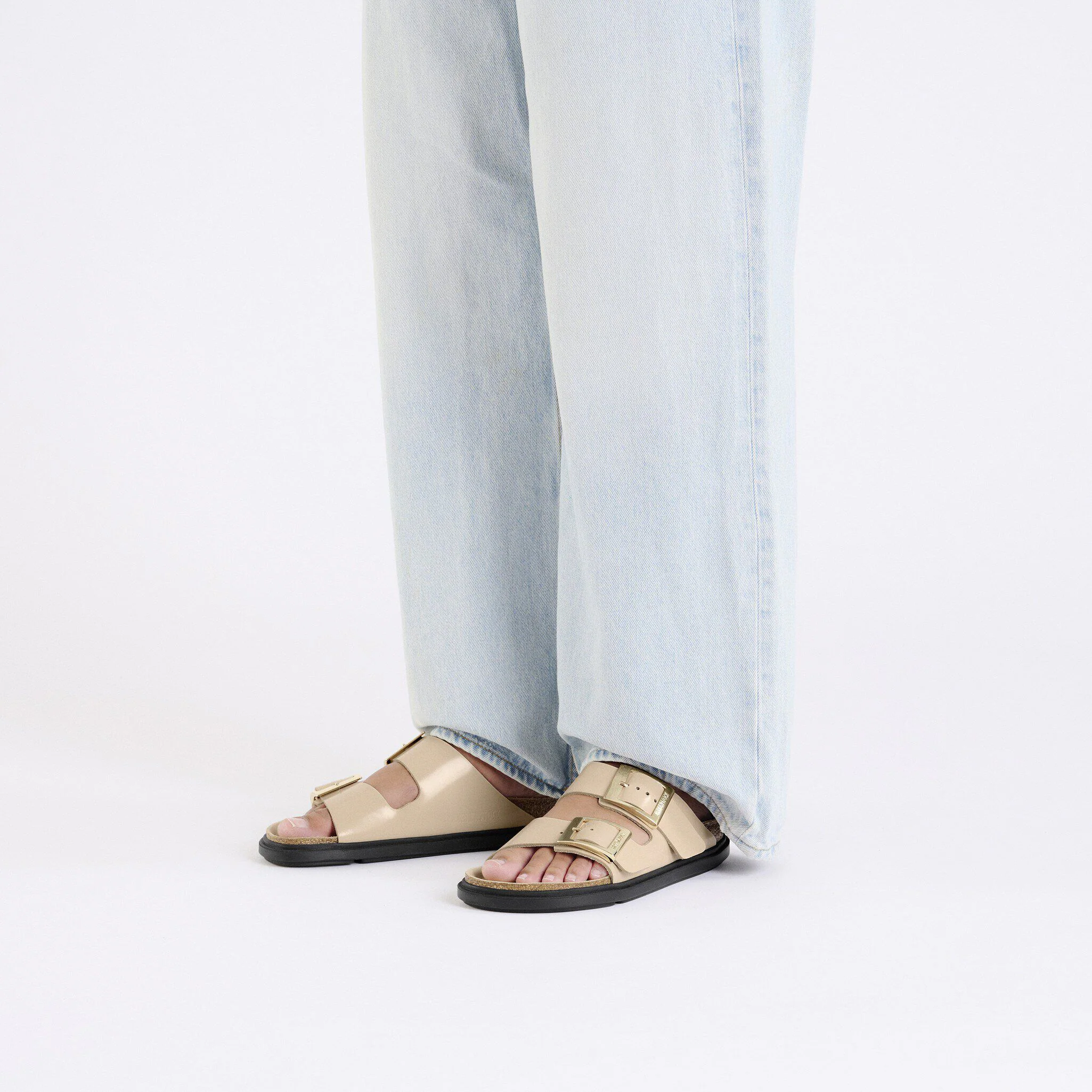 Arizona Droplet Buckle Natural Leather Patent