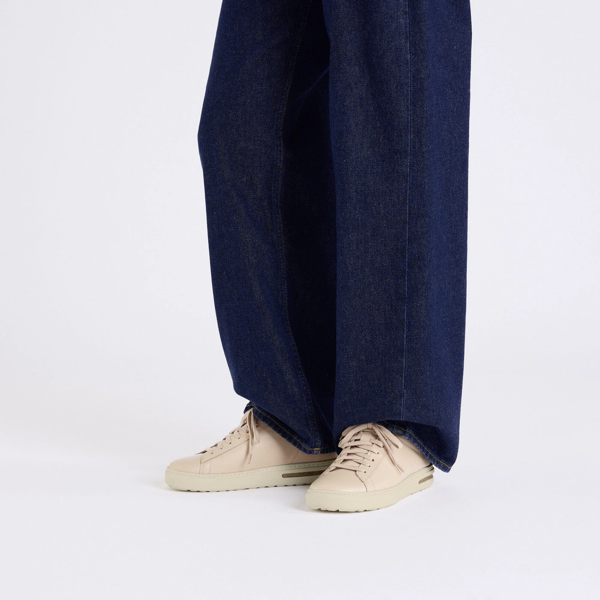 Bend Low Natural Leather Patent